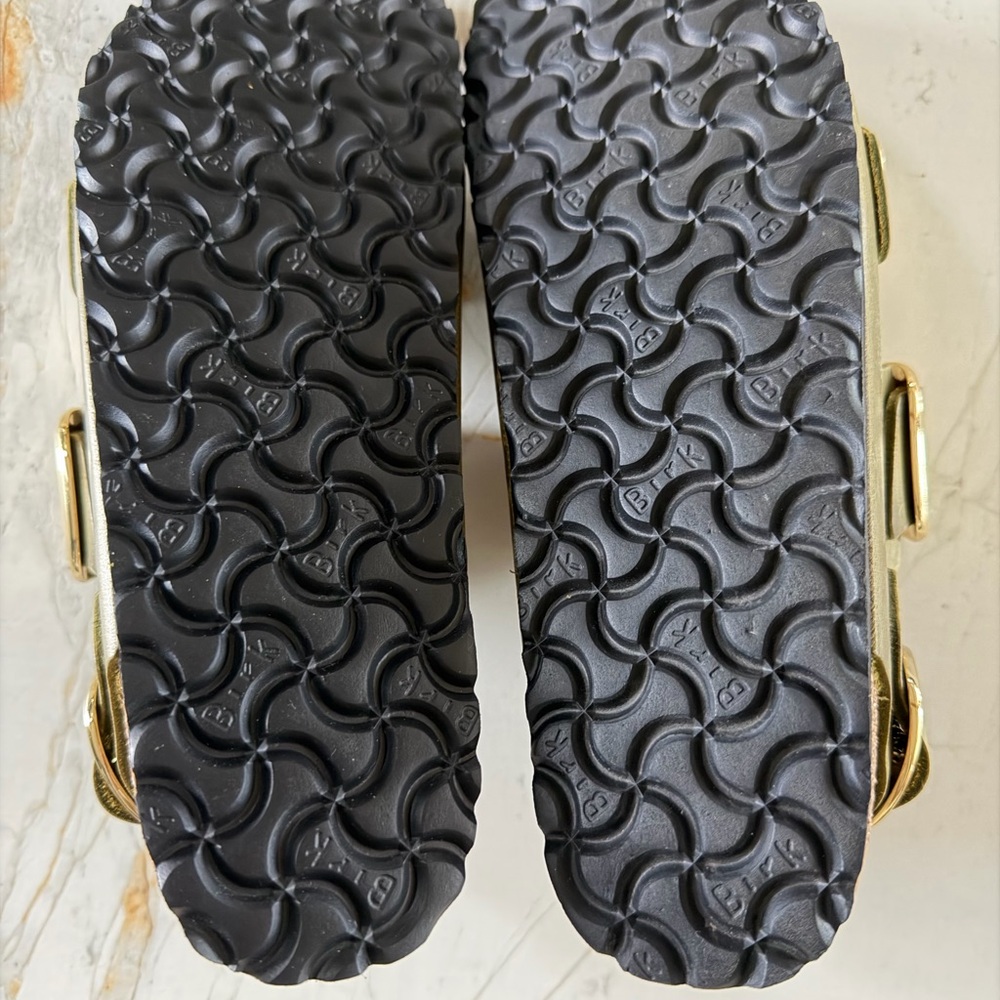 Birkenstock Women's Gold Sandals - Picture 3 of 3